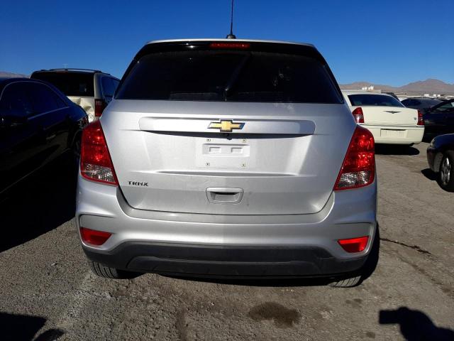 3GNCJKSB2LL187244 - 2020 CHEVROLET TRAX LS GRAY photo 6