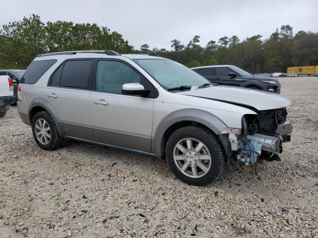 1FMDK02W78GA26915 - 2008 FORD TAURUS X SEL SILVER photo 4