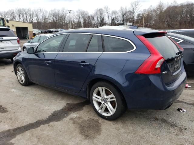 YV1612SK0F1231186 - 2015 VOLVO V60 PREMIER BLUE photo 2