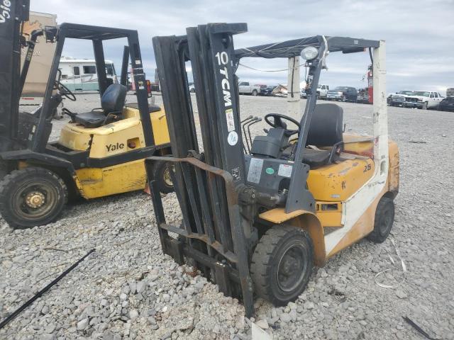 A36L65850 - 2003 YALE FORKLIFT YELLOW photo 2