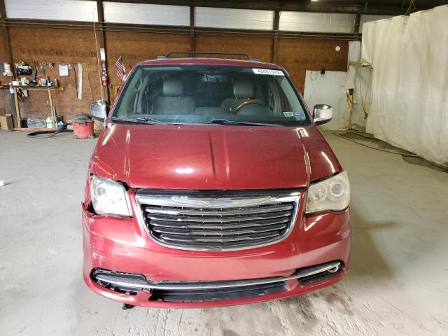 2C4RC1GG4CR134513 - 2012 CHRYSLER TOWN & COU LIMITED RED photo 5