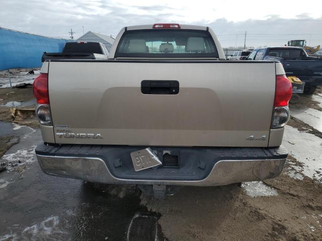 5TFBT54188X010942 - 2008 TOYOTA TUNDRA DOUBLE CAB GOLD photo 6