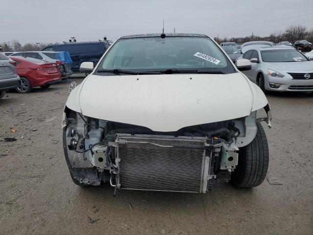 2LMDJ6JKXCBL10838 - 2012 LINCOLN MKX WHITE photo 5