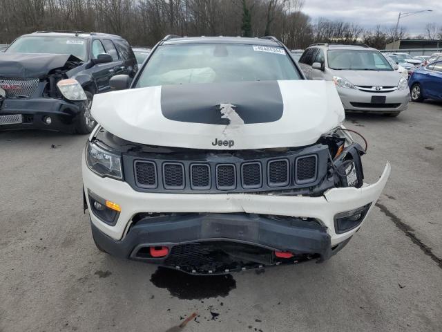 3C4NJDDBXKT597766 - 2019 JEEP COMPASS TRAILHAWK WHITE photo 5