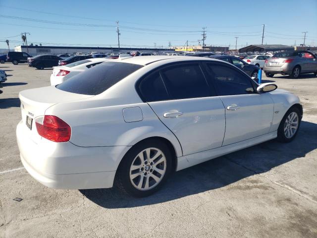 WBAVB13526PT16719 - 2006 BMW 325 I WHITE photo 3