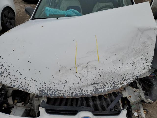 1Y1SK52842Z421734 - 2002 CHEVROLET GEO PRIZM BASE WHITE photo 11