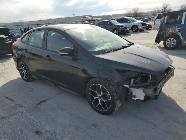 1FADP3F20FL356906 - 2015 FORD FOCUS SE BLACK photo 4