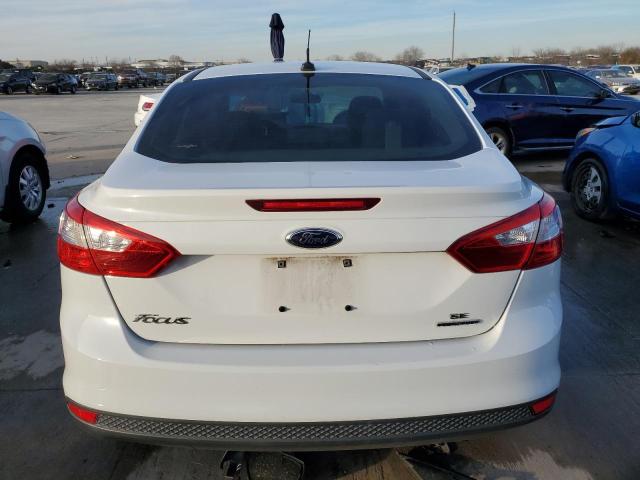 1FADP3F24EL460541 - 2014 FORD FOCUS SE WHITE photo 6