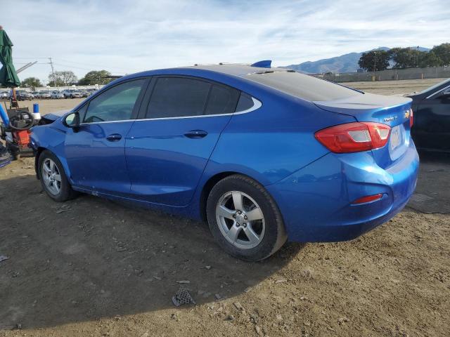 1G1BE5SM2H7117078 - 2017 CHEVROLET CRUZE LT BLUE photo 2