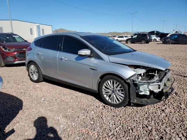 1FADP3N26JL322799 - 2018 FORD FOCUS TITANIUM GRAY photo 4