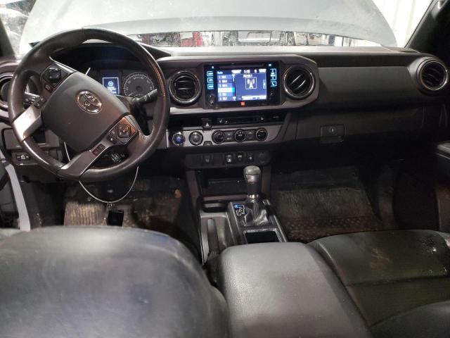 5TFCZ5AN9JX158078 - 2018 TOYOTA TACOMA DOUBLE CAB 灰色 照片 8