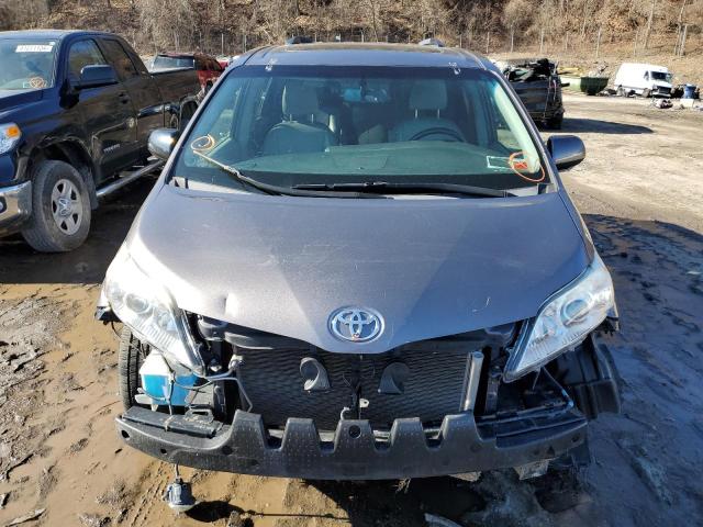 5TDYK3DC8GS747579 - 2016 TOYOTA SIENNA XLE GRAY photo 5