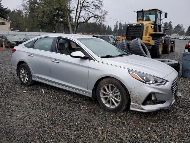 5NPE24AFXKH794215 - 2019 HYUNDAI SONATA SE SILVER photo 4