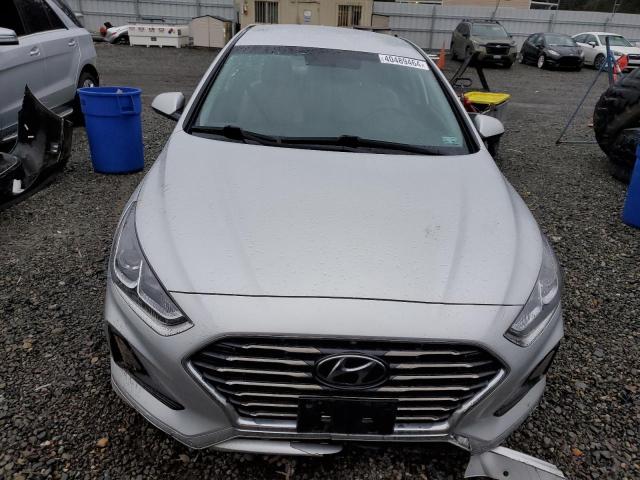 5NPE24AFXKH794215 - 2019 HYUNDAI SONATA SE SILVER photo 5