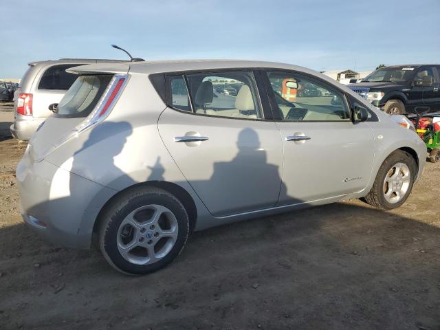 JN1AZ0CP9BT004877 - 2011 NISSAN LEAF SV SILVER photo 3