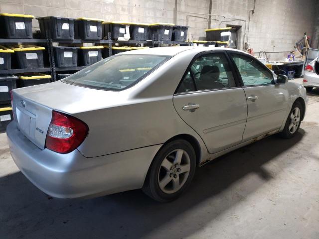 4T1BF30KX2U012545 - 2002 TOYOTA CAMRY LE SILVER photo 3