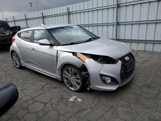 KMHTC6AE9GU284115 - 2016 HYUNDAI VELOSTER TURBO SILVER photo 4