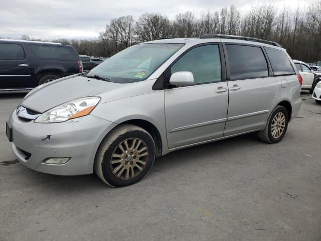 5TDZK22CX8S109188 - 2008 TOYOTA SIENNA XLE SILVER photo 1