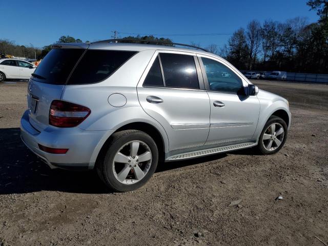 4JGBB56E89A516001 - 2009 MERCEDES-BENZ ML 350 SILVER photo 3