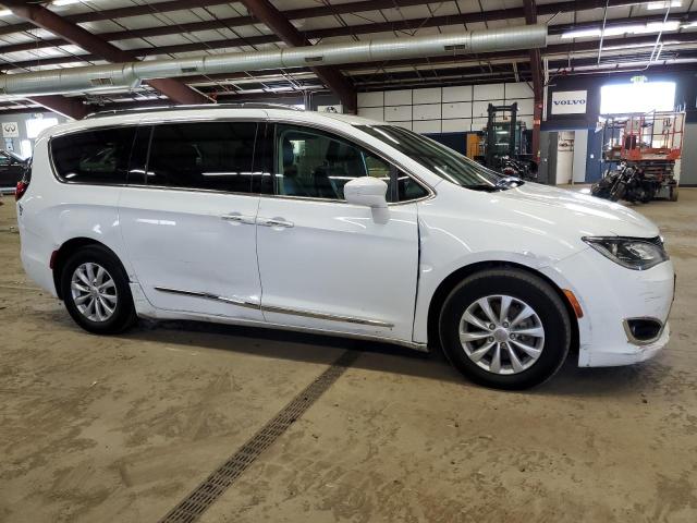 2C4RC1BG9KR531494 - 2019 CHRYSLER PACIFICA TOURING L WHITE photo 4