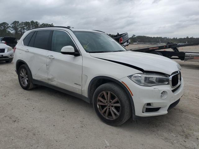 5UXKR2C55E0C00950 - 2014 BMW X5 SDRIVE35I WHITE photo 4