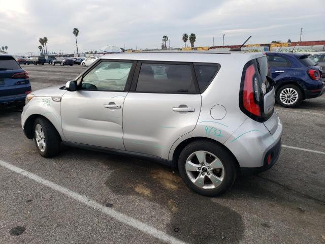 KNDJN2A21H7479744 - 2017 KIA SOUL SILVER photo 2