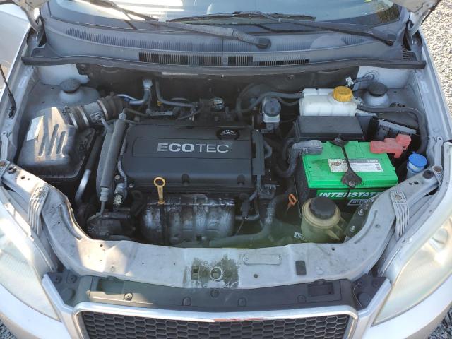 KL1TD66E49B306599 - 2009 CHEVROLET AVEO LS SILVER photo 11