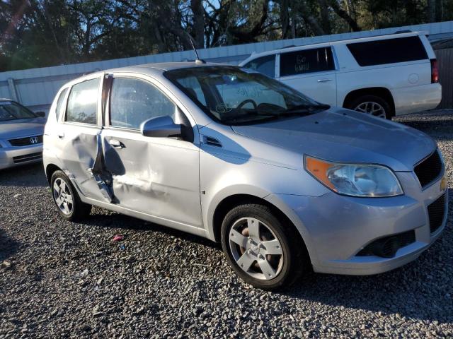 KL1TD66E49B306599 - 2009 CHEVROLET AVEO LS SILVER photo 4