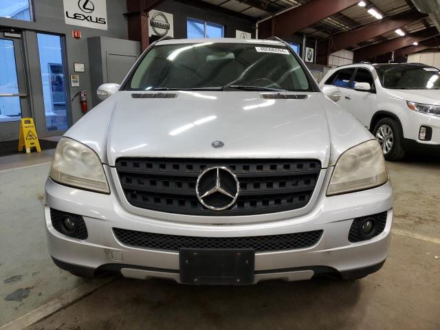 4JGBB86EX6A115420 - 2006 MERCEDES-BENZ ML 350 SILVER photo 5