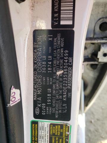 KNADE223596504699 - 2009 KIA RIO BASE WHITE photo 12