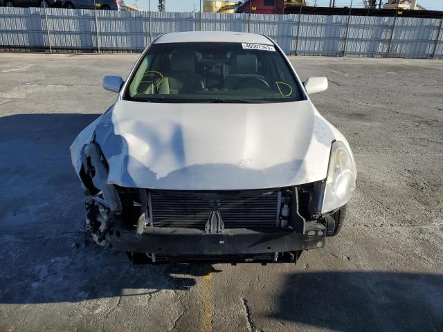 1N4AL2AP5BN482088 - 2011 NISSAN ALTIMA BASE WHITE photo 5