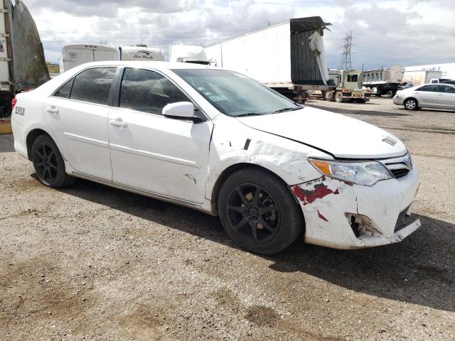 4T4BF1FK9DR275999 - 2013 TOYOTA CAMRY L WHITE photo 4