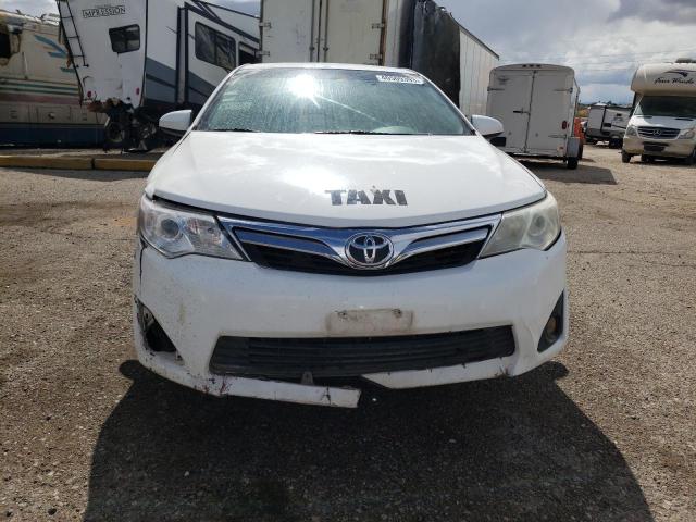 4T4BF1FK9DR275999 - 2013 TOYOTA CAMRY L WHITE photo 5