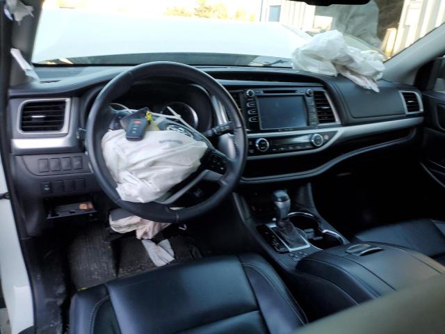 5TDJKRFH1GS351085 - 2016 TOYOTA HIGHLANDER XLE WHITE photo 8