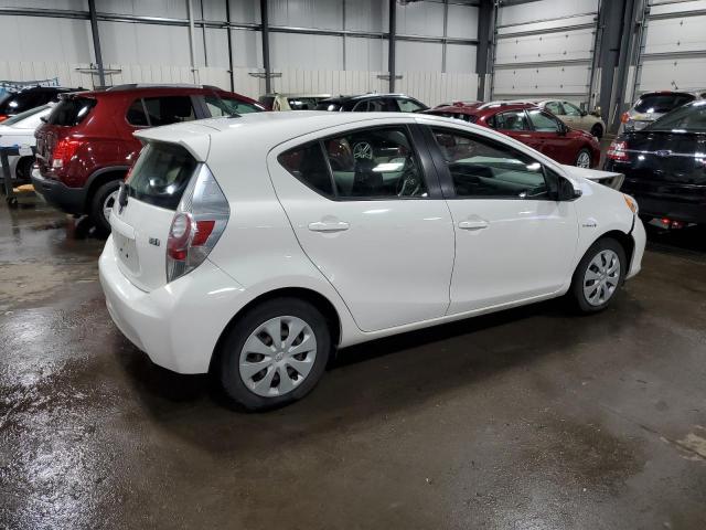 JTDKDTB34D1546631 - 2013 TOYOTA PRIUS C WHITE photo 3