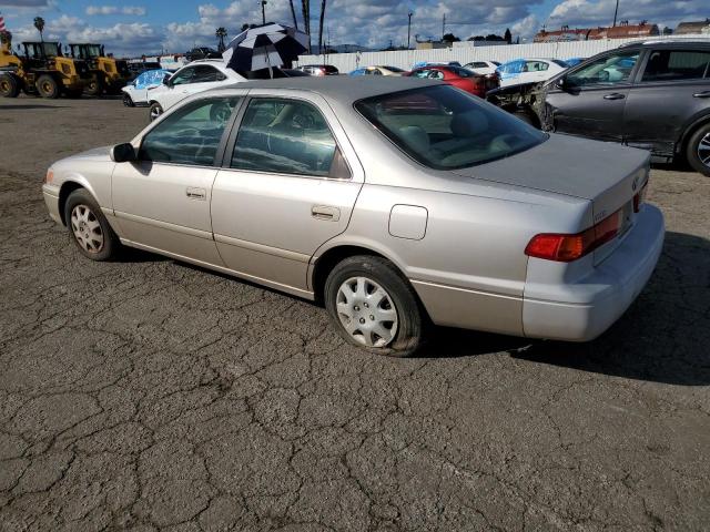 4T1BG22K5YU984776 - 2000 TOYOTA CAMRY CE GOLD photo 2