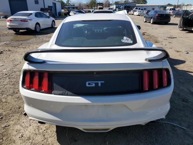 1FA6P8CF8H5343955 - 2017 FORD MUSTANG GT WHITE photo 6