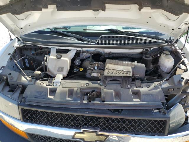 1GB0GRFG9J1333673 - 2018 CHEVROLET EXPRESS G3 WHITE photo 12