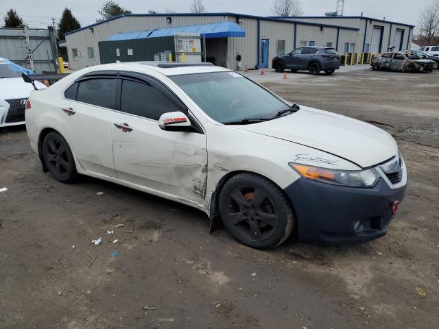 JH4CU2F61AC005313 - 2010 ACURA TSX WHITE photo 4