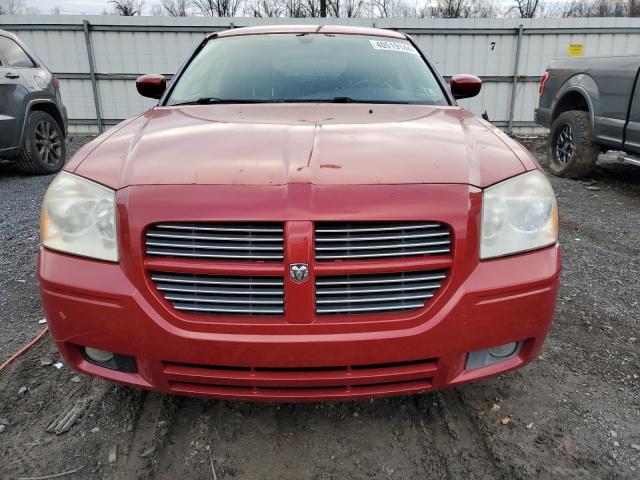 2D8GV58295H670993 - 2005 DODGE MAGNUM R/T RED photo 5