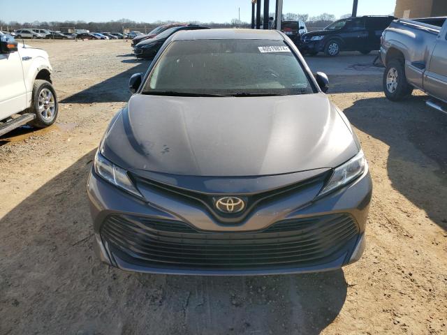 4T1B11HK4KU788564 - 2019 TOYOTA CAMRY L GRAY photo 5