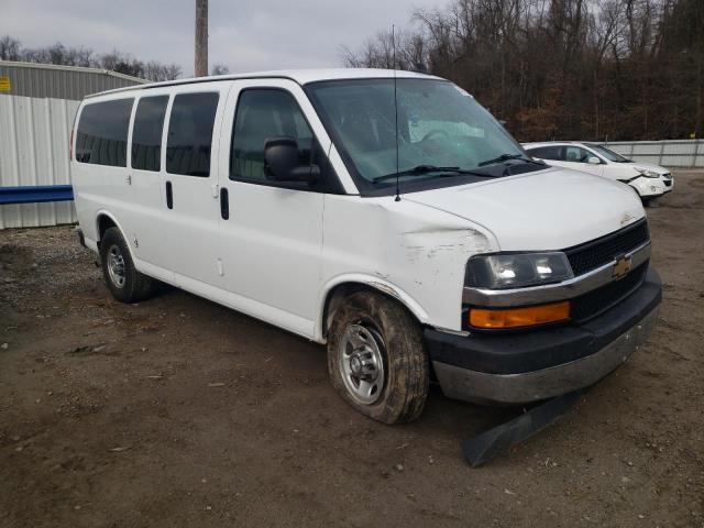 1GAZGMFP4J1221426 - 2018 CHEVROLET EXPRESS G3 LT WHITE photo 4