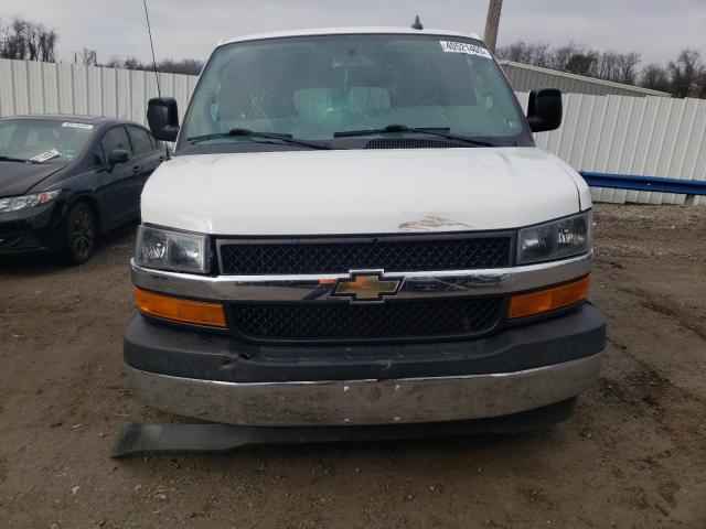 1GAZGMFP4J1221426 - 2018 CHEVROLET EXPRESS G3 LT WHITE photo 5