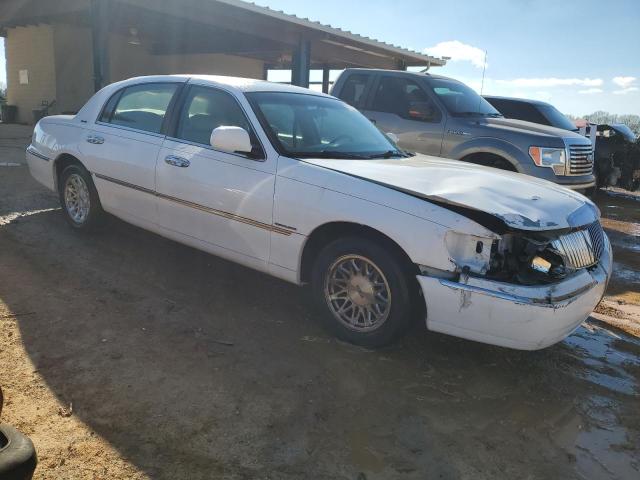 1LNHM81W0YY896205 - 2000 LINCOLN TOWN CAR EXECUTIVE WHITE photo 4