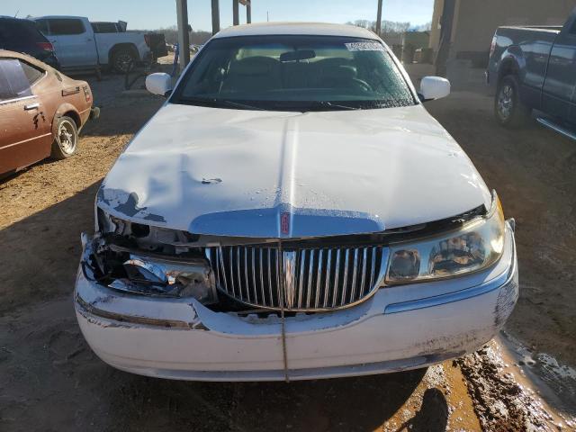 1LNHM81W0YY896205 - 2000 LINCOLN TOWN CAR EXECUTIVE WHITE photo 5