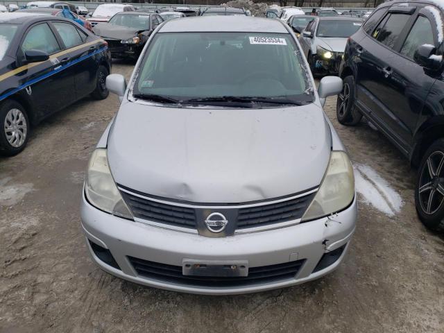 3N1BC13E67L403252 - 2007 NISSAN VERSA S SILVER photo 5