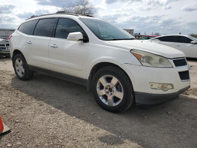 1GNKRJED7CJ206535 - 2012 CHEVROLET TRAVERSE LT CREAM photo 4