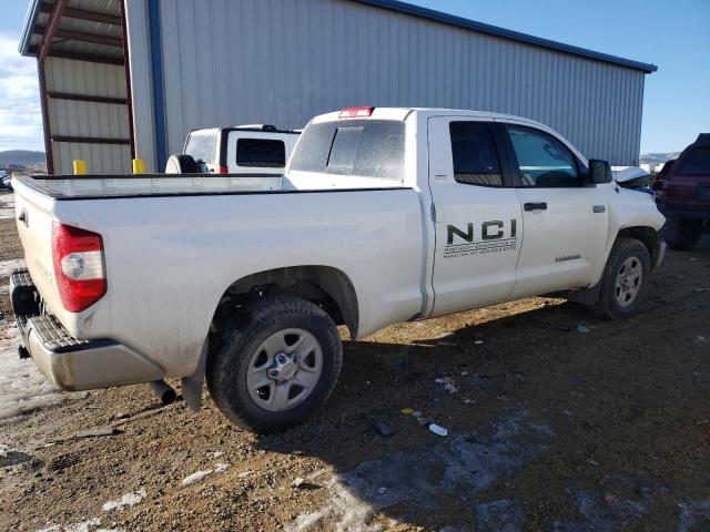 5TFUY5F1XHX657804 - 2017 TOYOTA TUNDRA DOUBLE CAB SR/SR5 WHITE photo 3