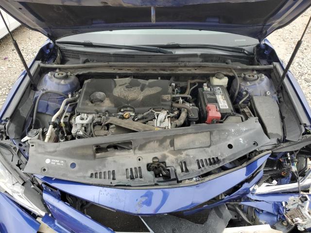 4T1B11HK2JU600879 - 2018 TOYOTA CAMRY L BLUE photo 11