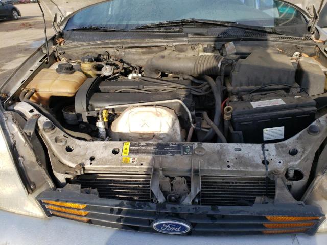 1FAFP34321W372231 - 2001 FORD FOCUS SE SILVER photo 11